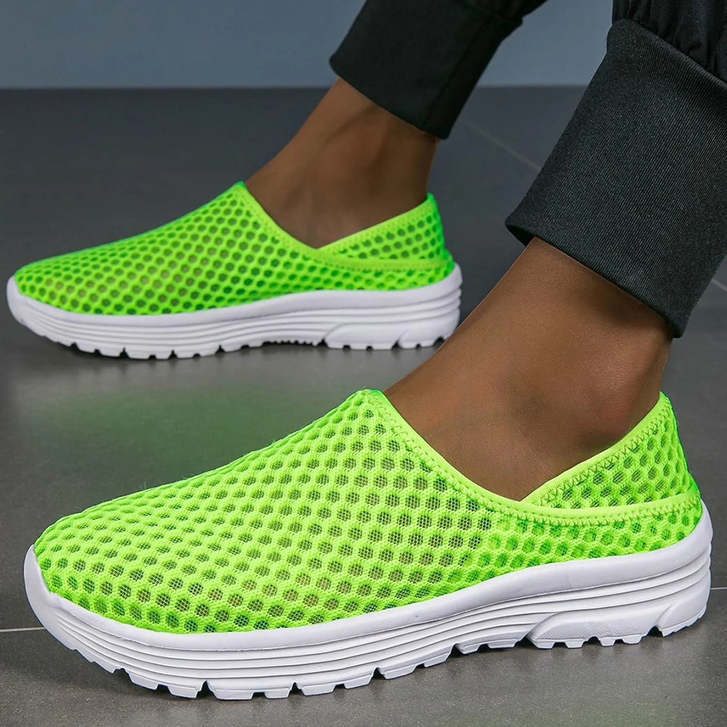 Mens Loafers & Slip-Ons Men's and Women's Lazy Slip-On Shoe Breathable Semi Casual Sports Shoes